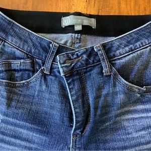WIT & WISDOM Jeans Size 0 fits like a size 2